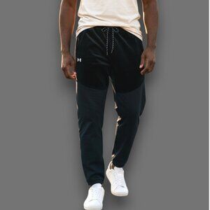 Under Armour Journey Fleece Joggers Men's Sz M Style 1373875 Velour Brushed Top